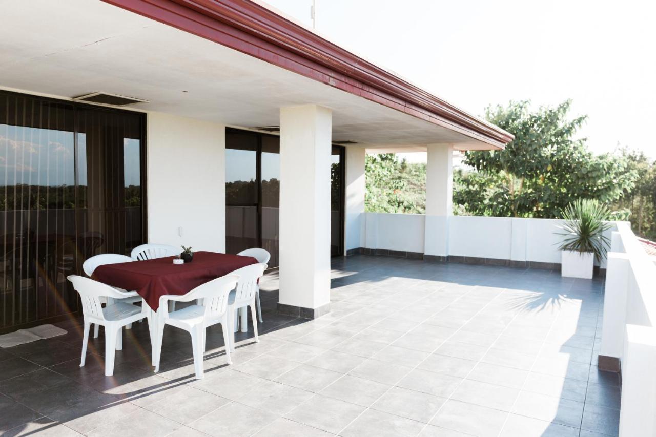 Seaview Hills Luxury Apartments & Rooms Dauis ภายนอก รูปภาพ